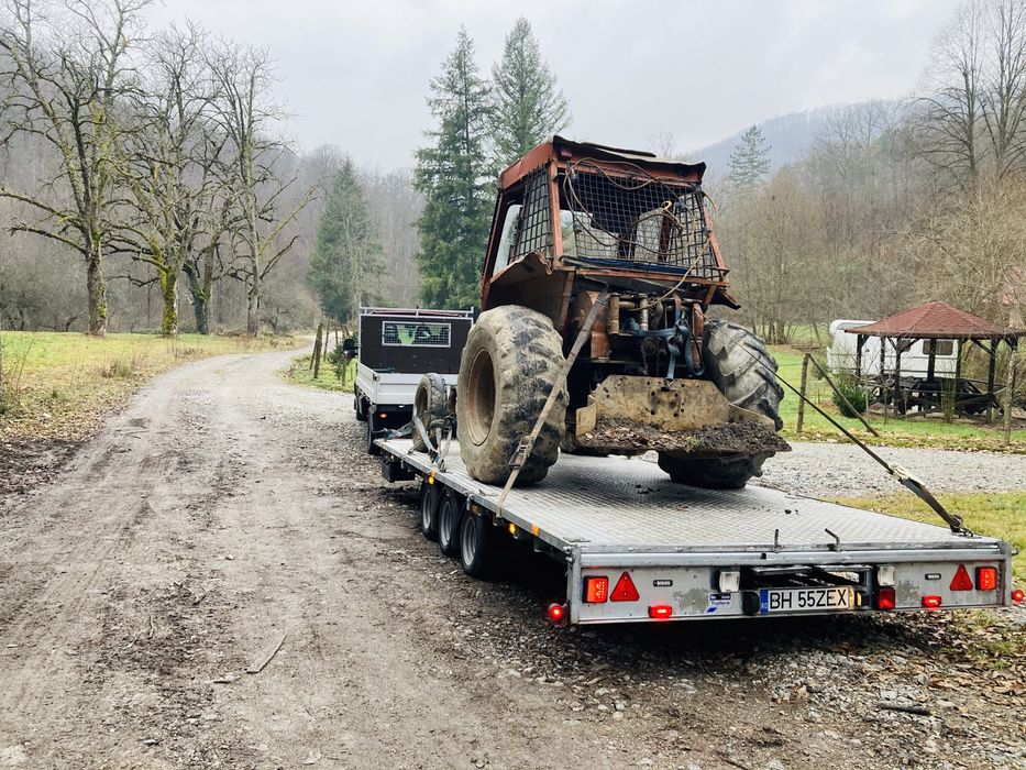 Transport, tractari tractoare, tractor, utilaj agricol, autoutilitare