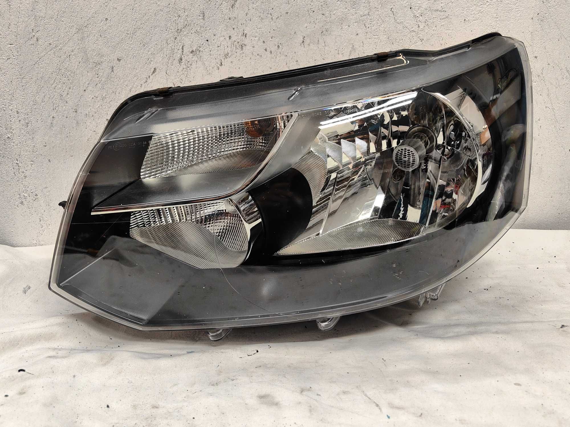 Оригинален  фар   Vw T5  Transporter  Face