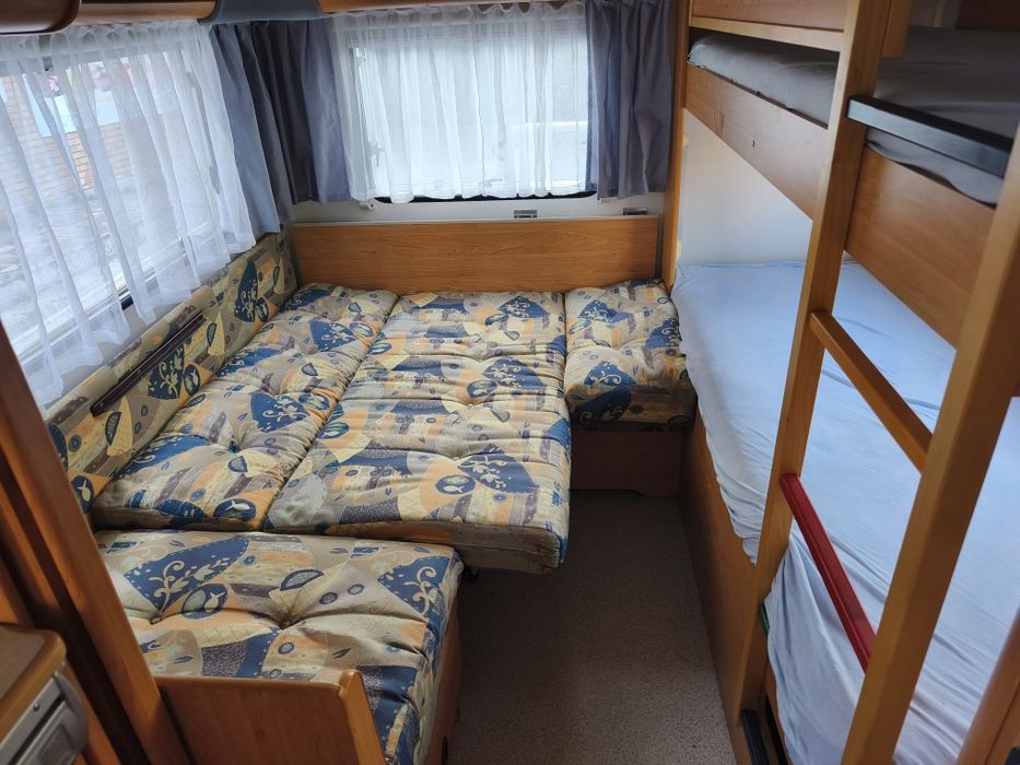 Rulotă Knaus 6 locuri, 1999, AC, cort, toaletă, încălzire, impecabilă