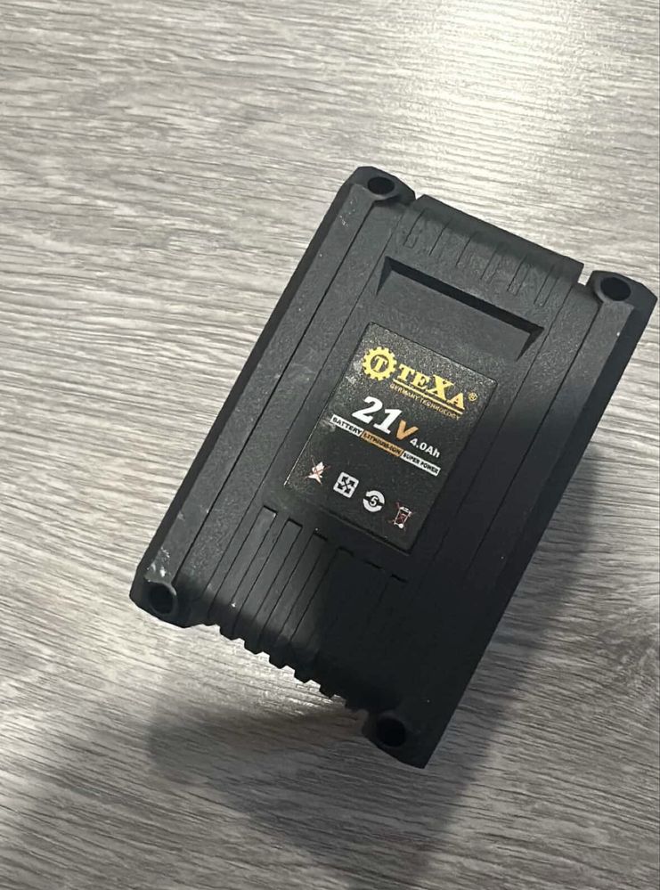Аккумулятор  21V Max, 4.0Ah