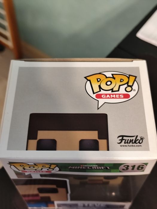 Funko pop фигурка на Steve