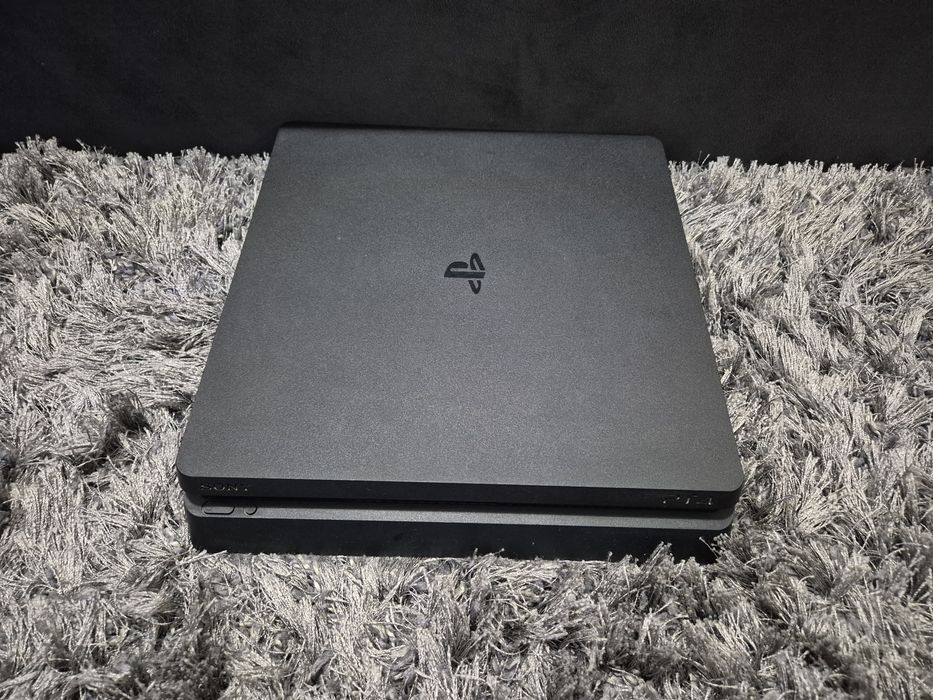 Ps 4 slim Playstation