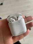 AirPods 1 кейс и левый наушник
