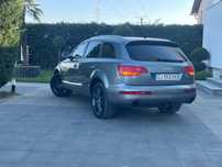 Vând Audi Q7 2008