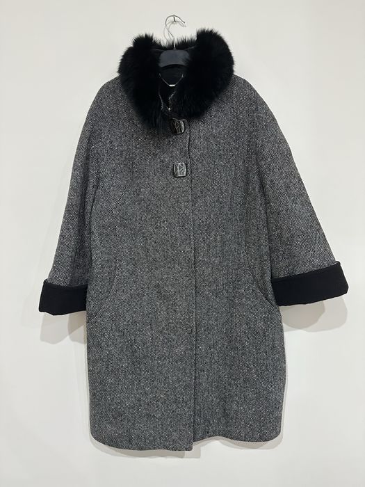 Продам пальто турецкого производства от фирмы LARISSA