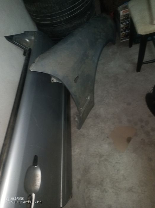 Врати и преден десен калник за Mercedes CLK 1999-2003