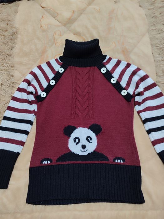 Продаётся женский свитер