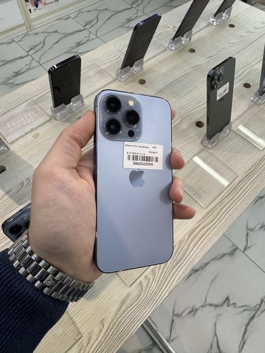 iPhone 13 Pro Blue