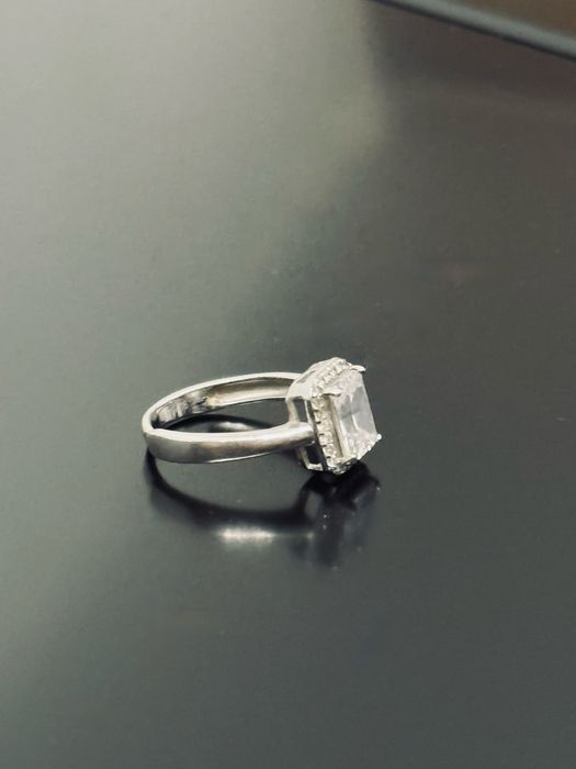 Елегантен сребърен пръстен с регулируем размер