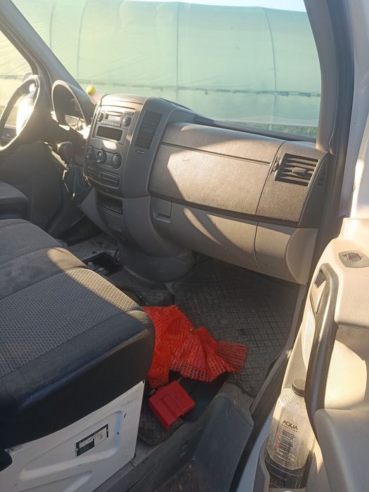 Dezmembrez Mercedes Sprinter 2010