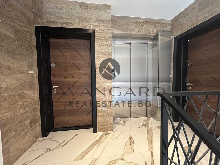 Продава се Четиристаен апартамент в Пловдив, Христо Смирненски - 109 кв.м за 1397 €/кв.м - Снимка #10