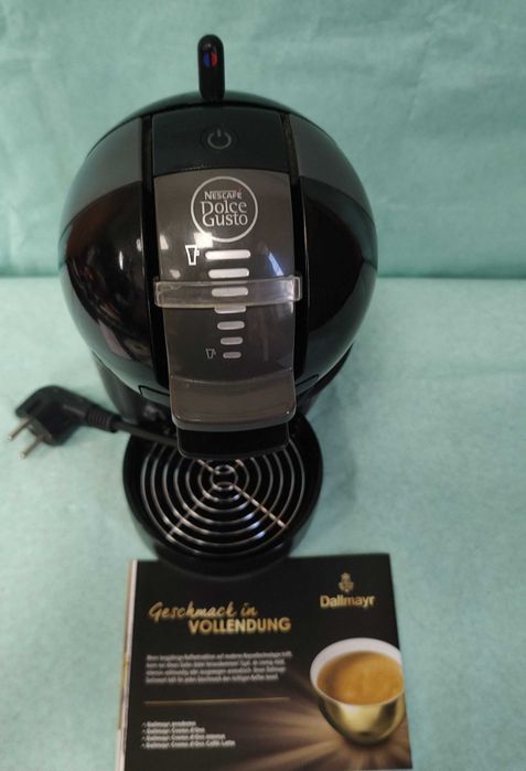 Кафемашина за градина с гаранция 1 година NESCAFÉ® Delonghi Mini Me