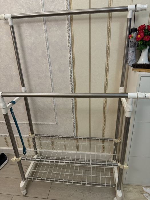 Вешалка для вещей