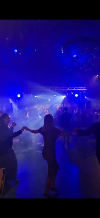 Vand moving head-uri 4 wash 36x10w led si 4 spot 3 in 1 200w led