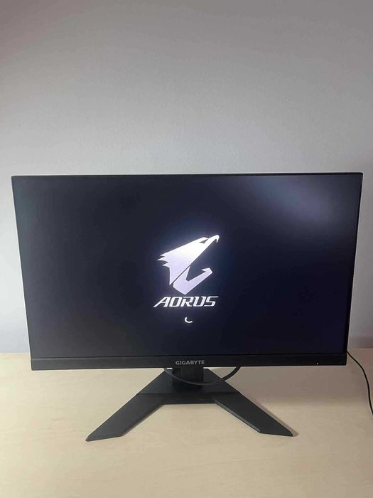Calculator gaming plus monitor gigabyte IPS