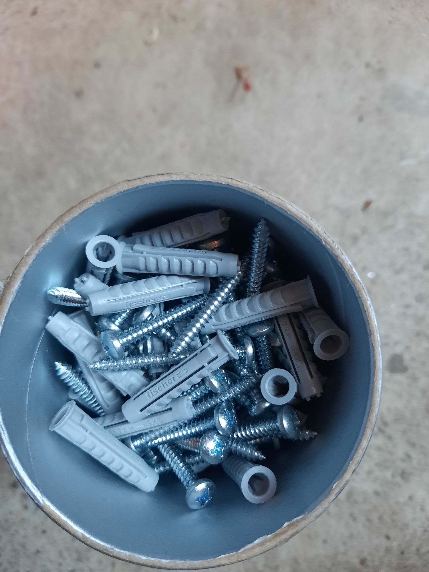 Șuruburi , dibluri, conexpanduri, tije filetate