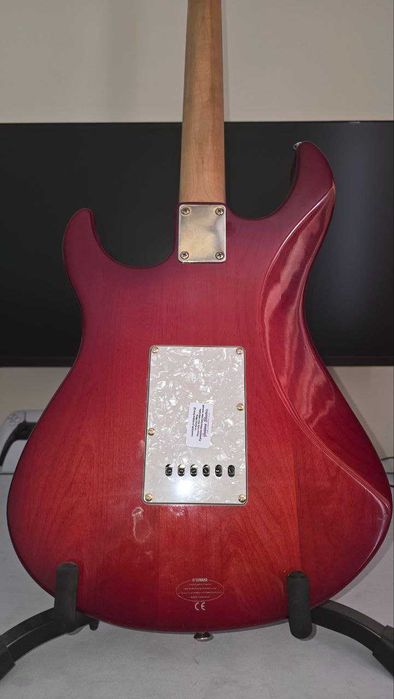 Yamaha Pacifica 312S