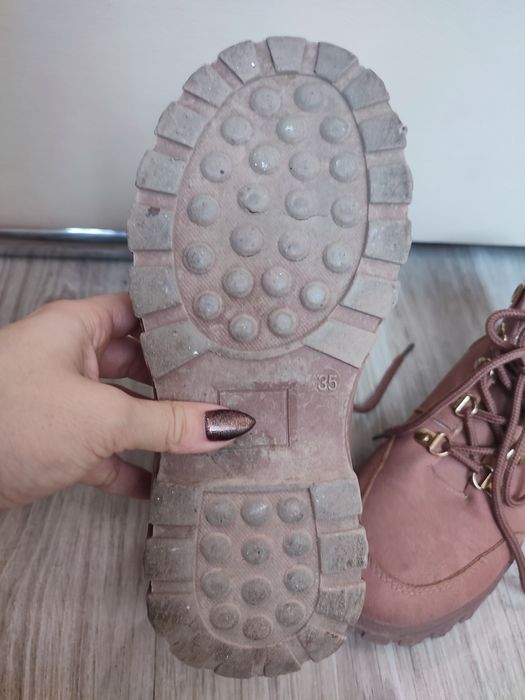Лот дамски обувки 35 номер