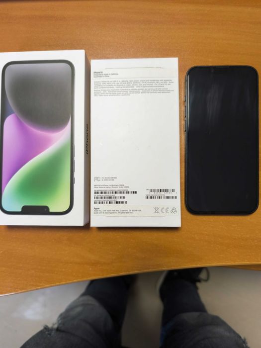 Смартфон Apple iPhone 14, 256GB, 6GB RAM, 5G