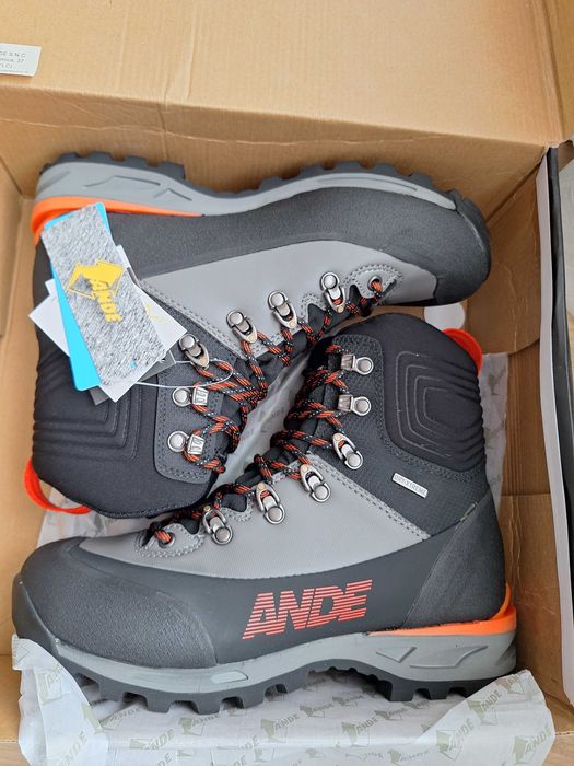 Нови всесезонни туристически обувки Ande Makalu Tech