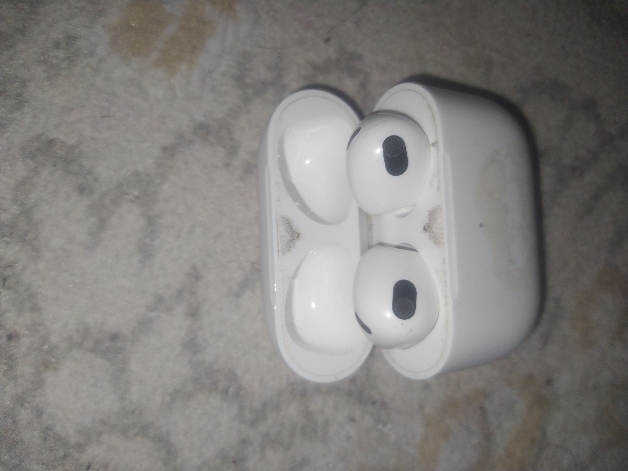 Продам. Airpods 3