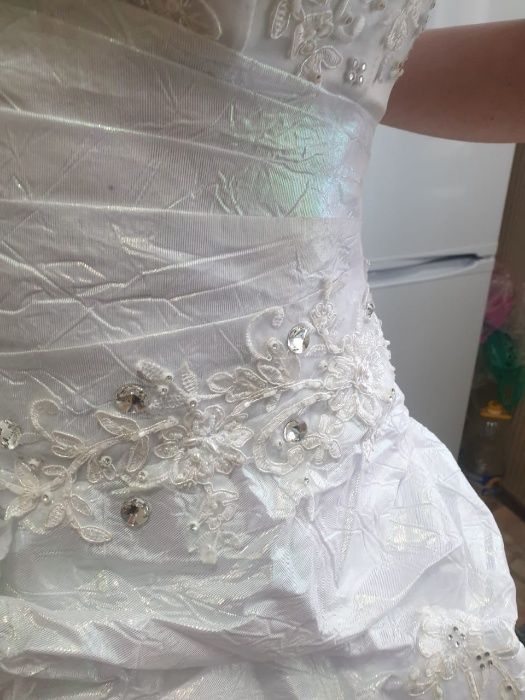 Свадебное платье пояс можно регулировать подойдёт для беременной