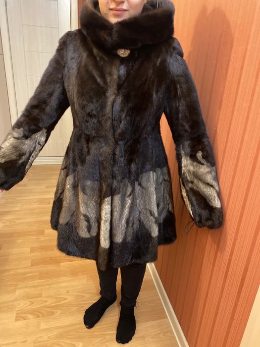 Продается шуба норковая женская