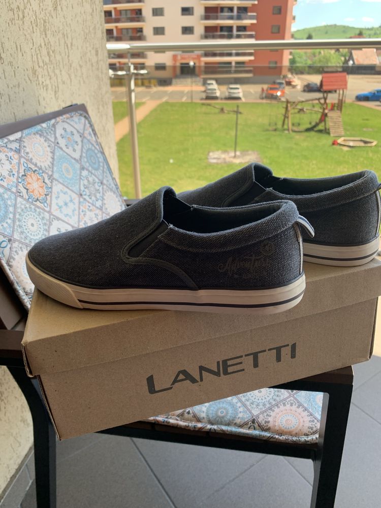 Pantofi/Tenisi Lanetti, marime 41