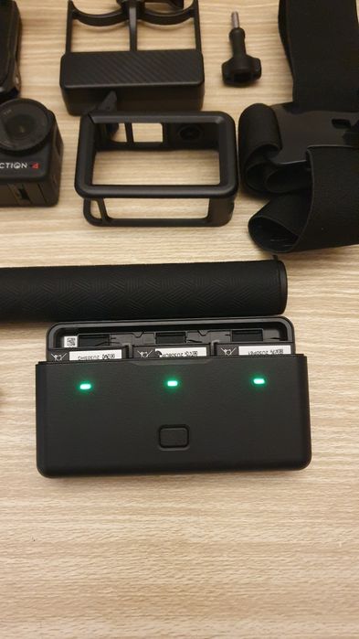DJI Osmo Action 4 Adventure Combo
