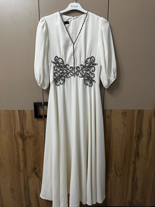 Продам новое платье