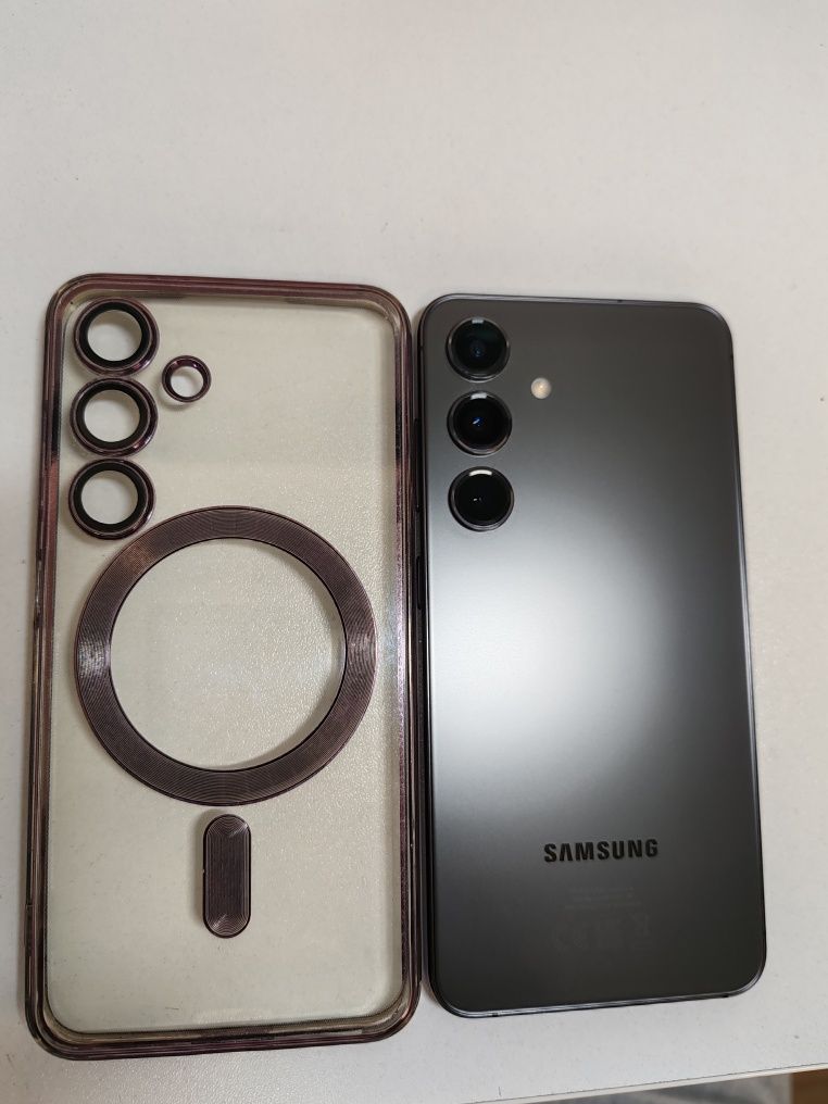 Samsung S 24 5G 128 GB arată 10/10 ca Nou + husă bonus cod unic 555