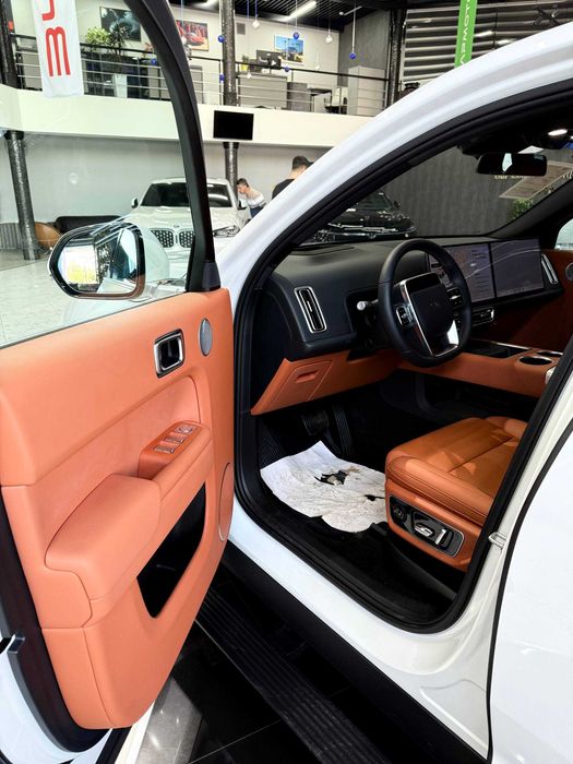 Lixiang L6 max model 40,600$