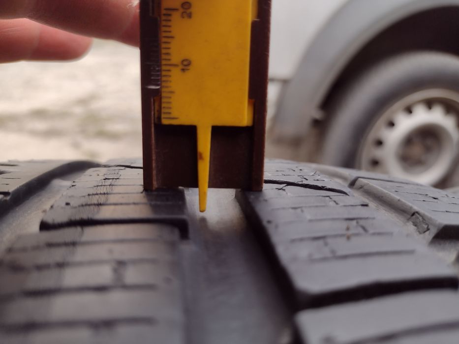 Pirelli Winter 2бр.215/45/18 дот4015