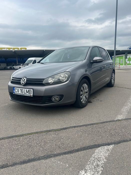 Vw golf 6 1.6 TDI 105 cp, navigație, comenzi volan