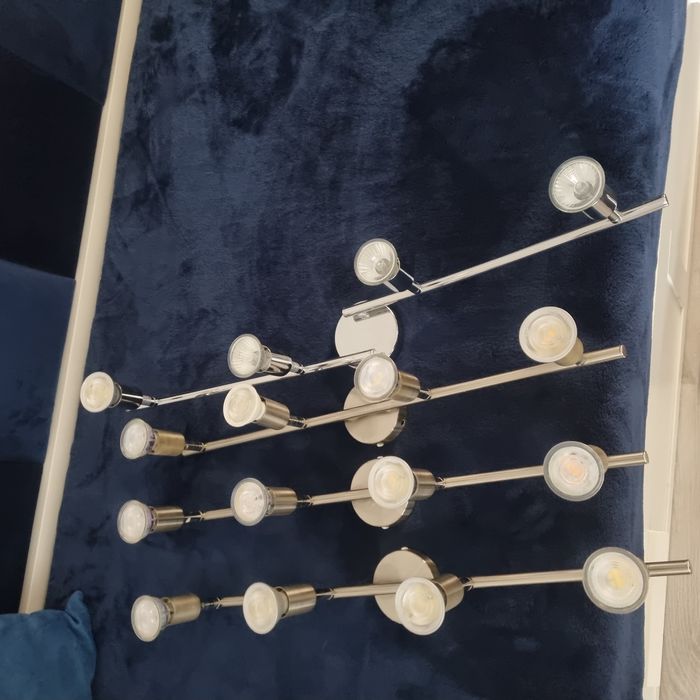 4 corpuri de iluminat  si Lustra Mobexpert 4 becuri led