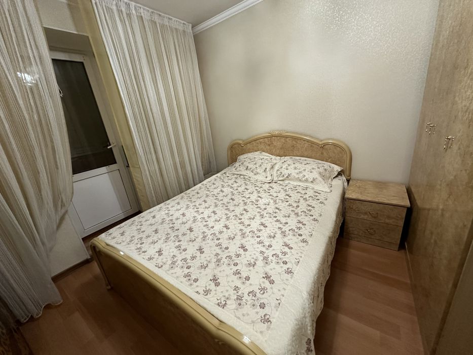 Продам улучшенную  3-х комнатную квартиру