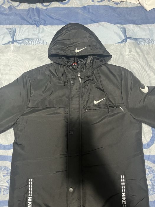Зимно яке на марката nike
