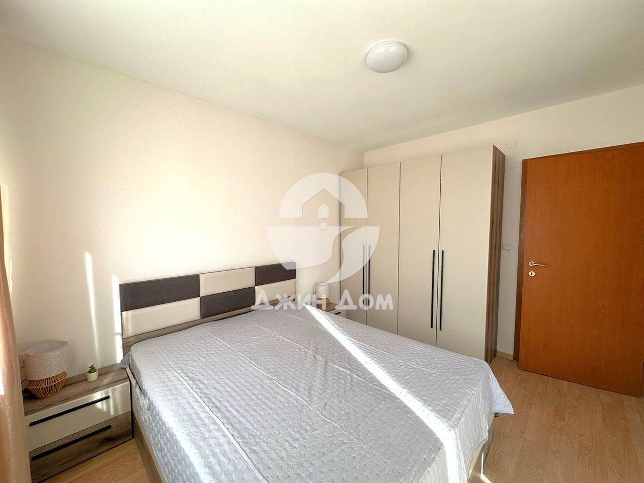 Продава се Двустаен апартамент в с. Равда, Област Бургас - 75 кв.м за 1374 €/кв.м - Снимка #7