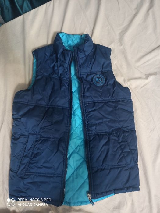 Жилетка двусторонняя на 12-14 лет
