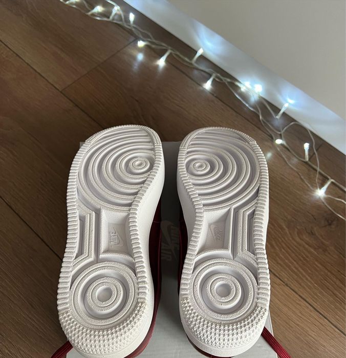 Air Force 1 low тъмно червени