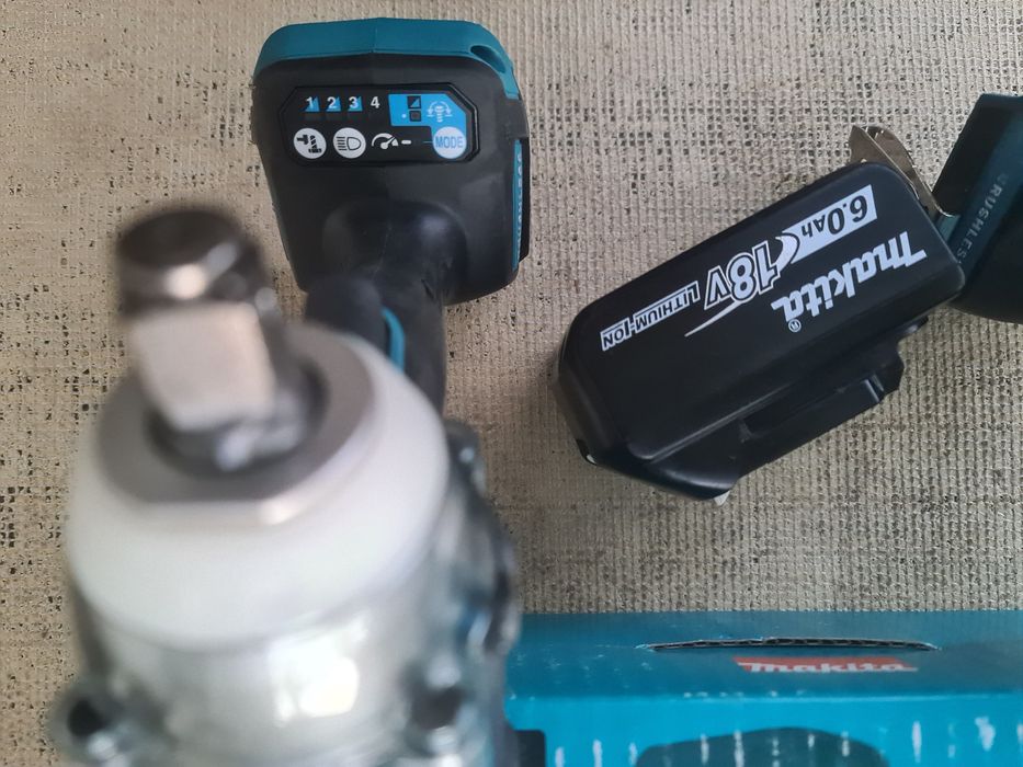 Makita impact DTD172,DTW300 fierăstrăuDJR188