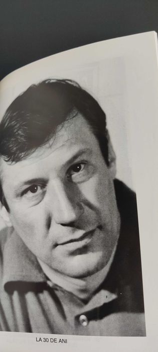 carte De-a dreptul VICTOR REBENGIUC- Simona Chitan, Mihaela Michailov