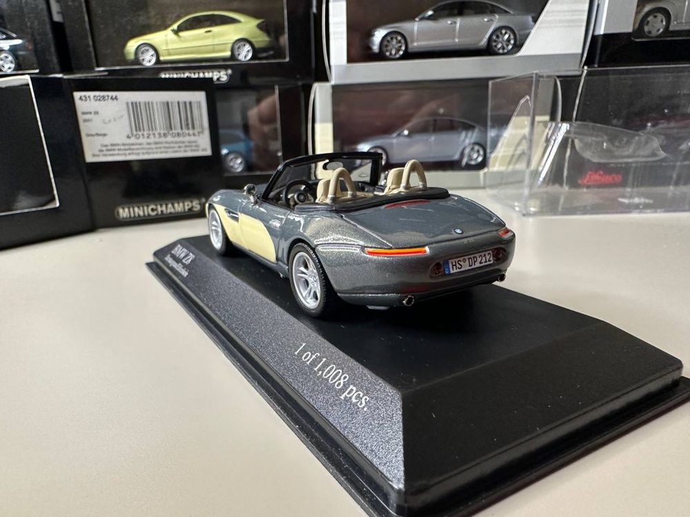 Macheta Bmw Z8 1:43 Minichamps