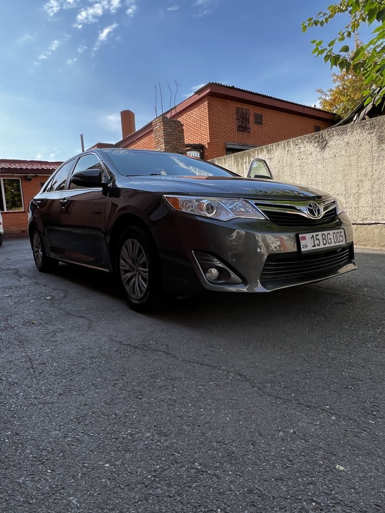 Продам Toyota Camry