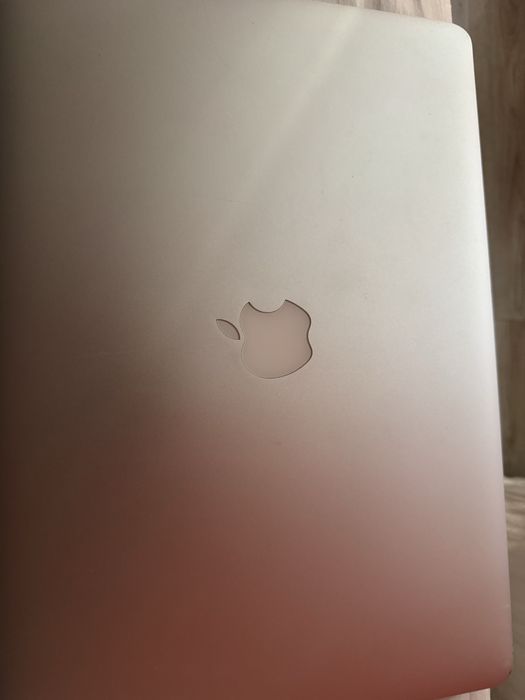 Macbook pro 15,4 inch mid 2014