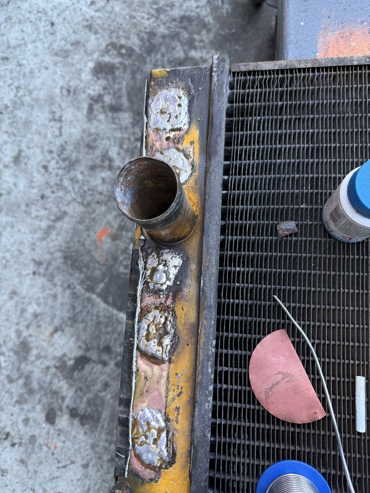 Reparatii radiatoare auto / utilaje / excavatoare / aer conditionat