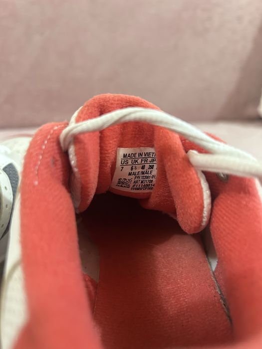 Adidași sport Adidas pentru tenis