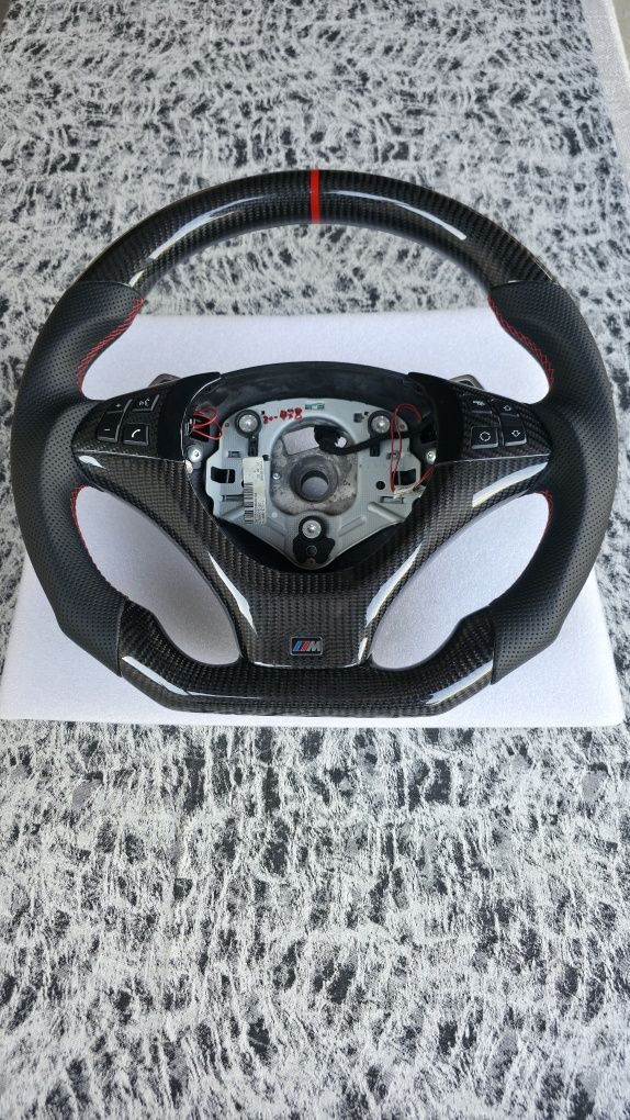 Volan ergonomic M Performance din carbon X5/X6 E70/E71/E72