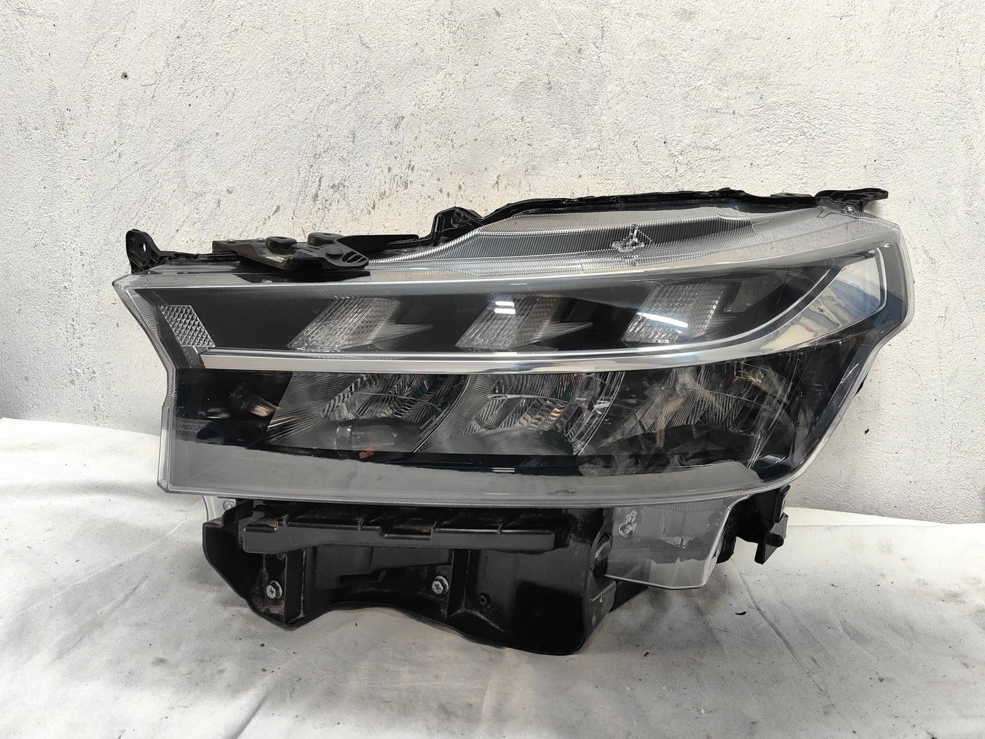 Оригинален фар Сузуки Suzuki SX4 S-Cross Full Led