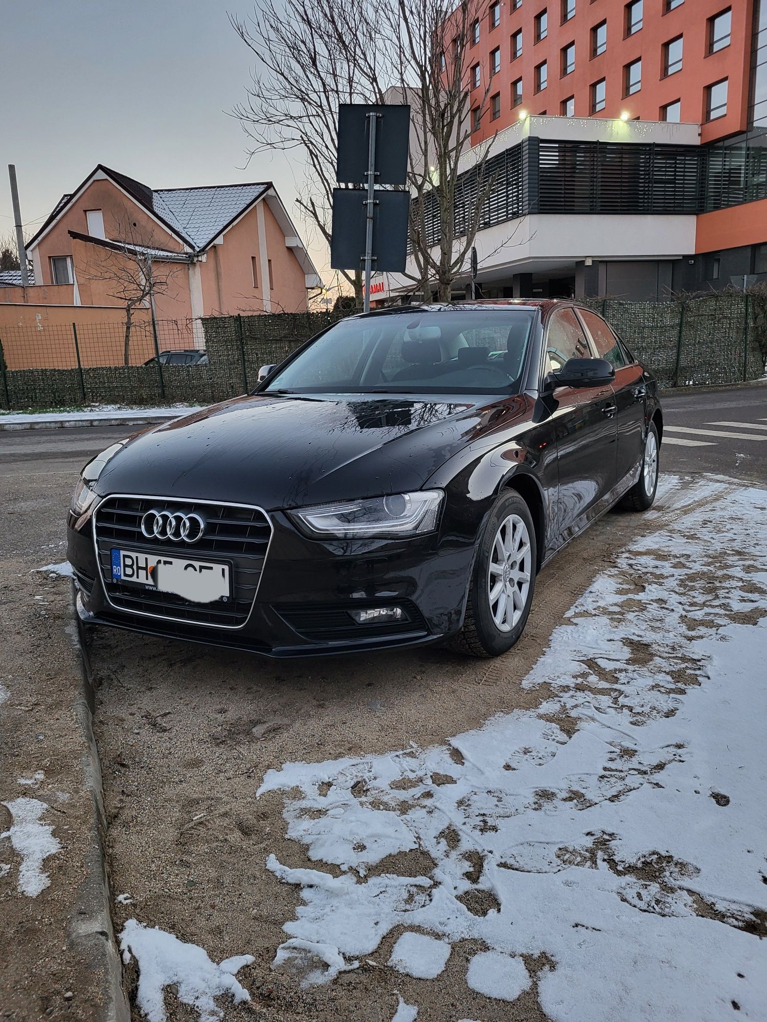 Audi A4 B8 2013.